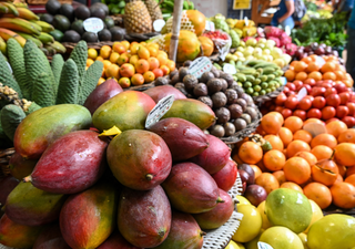 Canasta de frutas y verduras en marzo: productos de temporada que cuidan tu bolcillo y tu salud