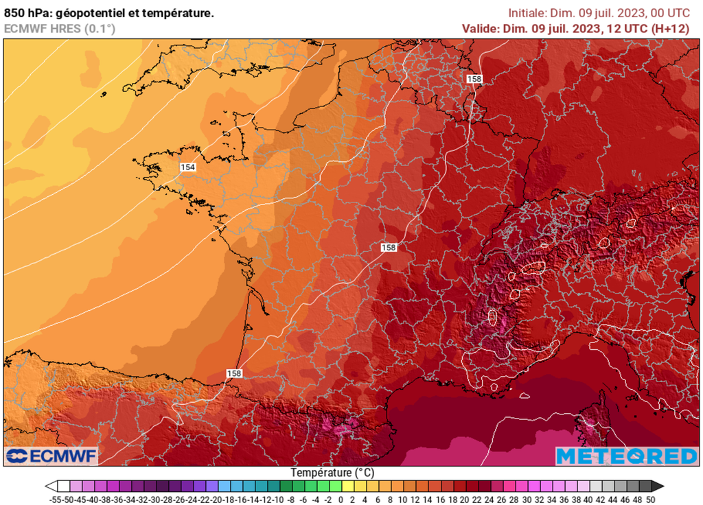 Un air très chaud est présent sur la moitié Est et sur le quart Sud-Est de la France.