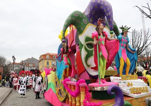 Carnaval no Cora&ccedil;&atilde;o do D&atilde;o regressa com desfiles, rivalidades hist&oacute;ricas e anima&ccedil;&atilde;o