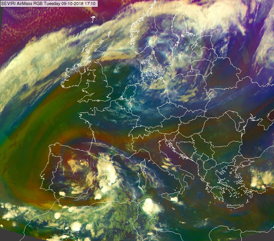 Figura 1: Meteosat-11 masas de aire, 9 octubre 2018, 17:10 UTC Figura 1: Meteosat-11 masas de aire, 9 octubre 2018, 17:10 UTC