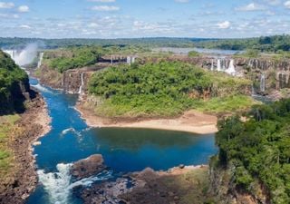 Cataratas do Iguaçu desoladas: tempo de seca e pandemia