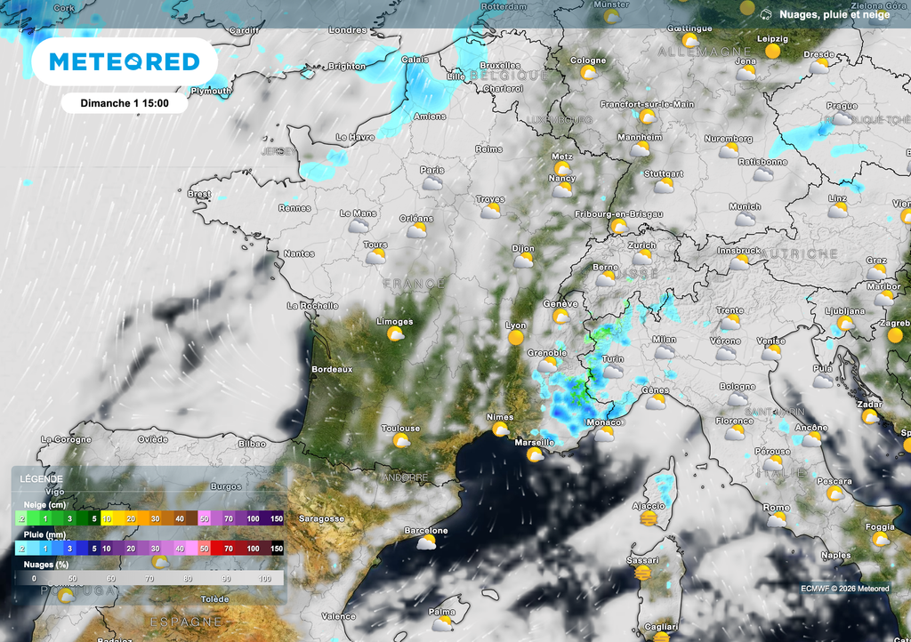 Un bel après-midi dans l'ensemble sur la France.