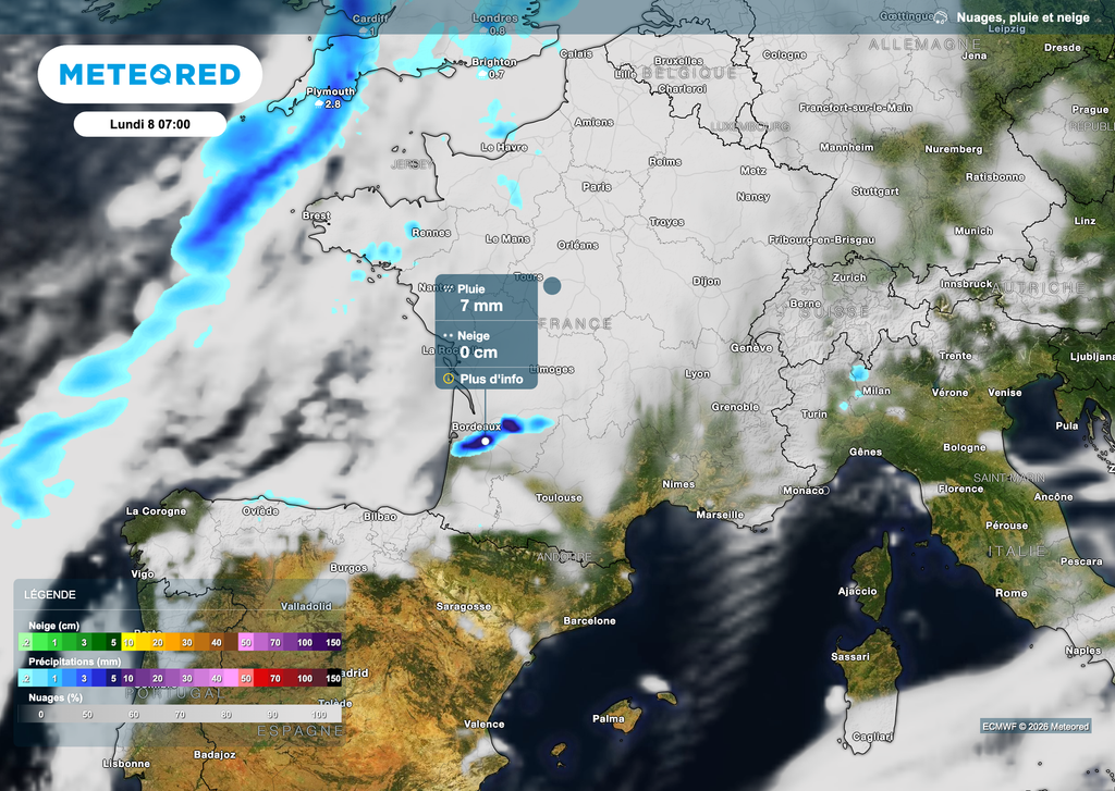 Nombreux nuages en matinée sur le pays. Nombreux nuages en matinée sur le pays.