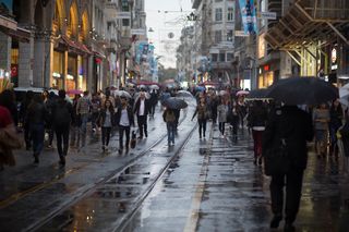 Météo du week-end : pluies en plaine et neige en montagne !