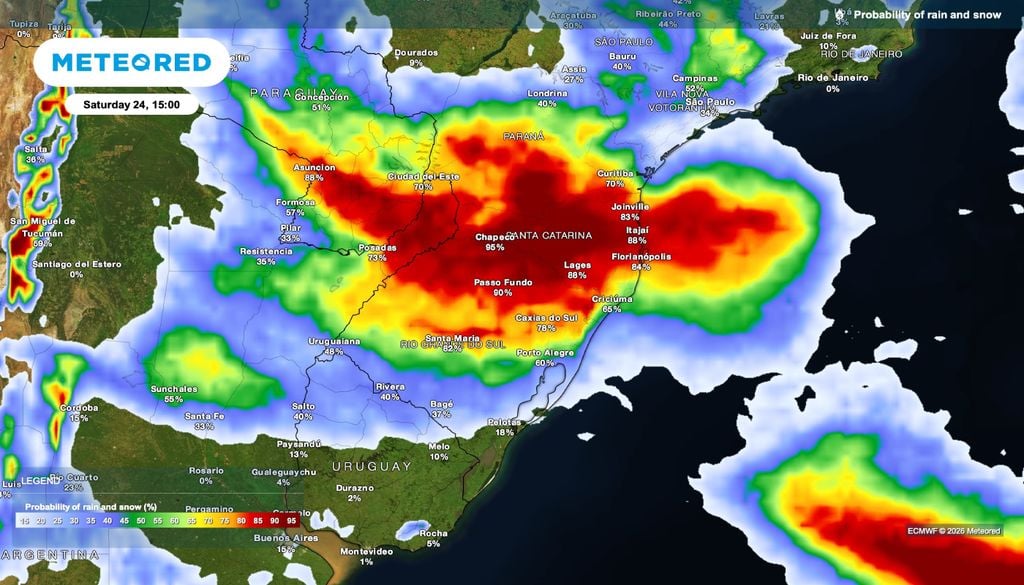 Previsão de probabilidade de chuva para sábado (24), às 15h.