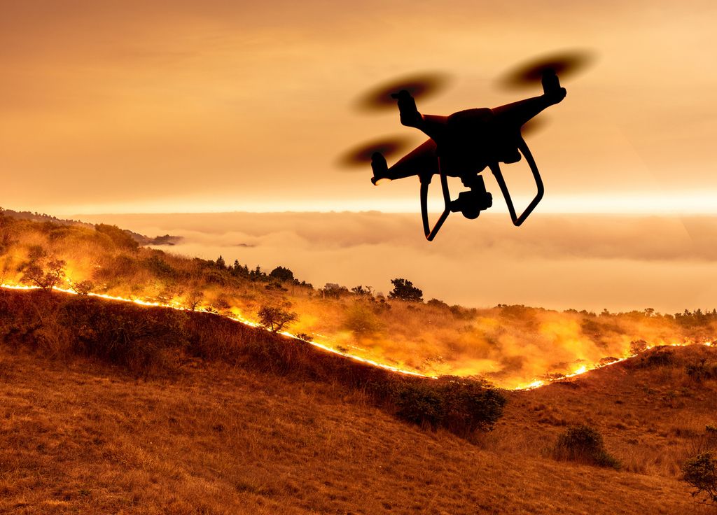 Drone per il rilevamento di incendi boschivi della California
