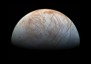 ¿Chance de encontrar vida? Es posible que se haya descubierto el origen del CO2 en la luna Europa de Júpiter