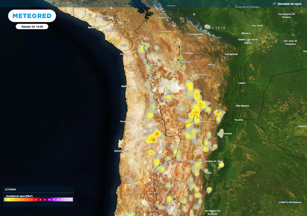 El mapa muestra la probabilidad de tormentas eléctricas este fin de semana sobre sectores de precordillera y cordillera del norte de Chile, asociadas a la influencia de la Alta de Bolivia.