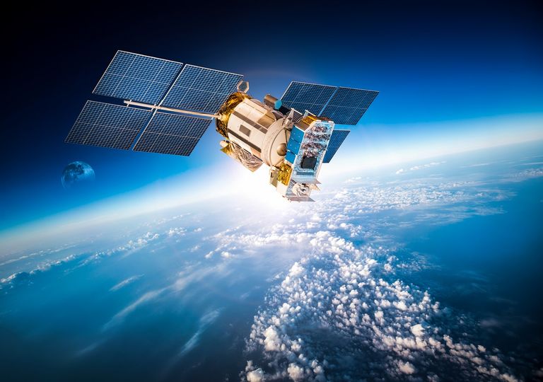 satélite satélite