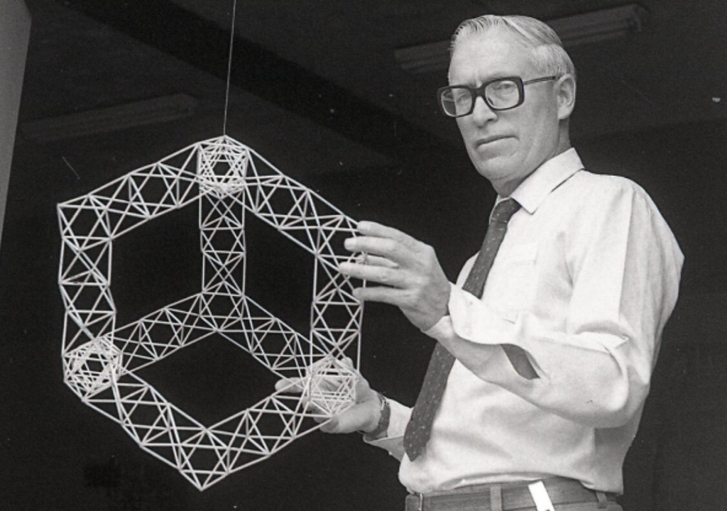 Carlos Espinosa, el científico que soñaba con entregar agua de neblina al norte del país.