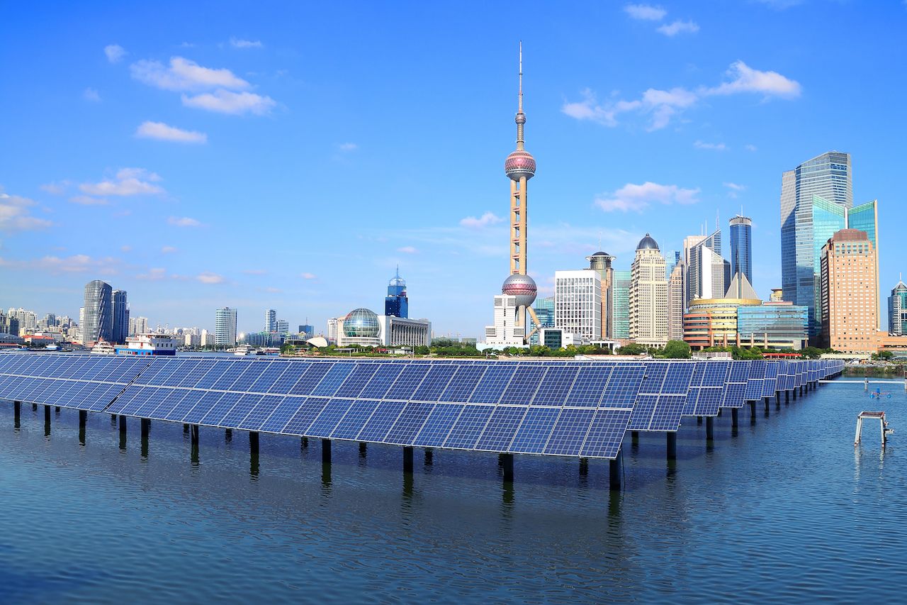 China: entre la expansión de las energías renovables y la generación de energía a partir de carbón