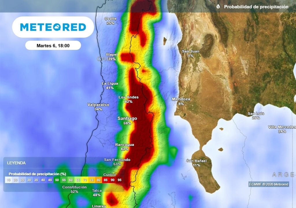 Probabilidad de lluvias El martes Santiago volvería a tener un evento de precipitaciones: la probabilidad en Quinta Normal supera el 50 %.