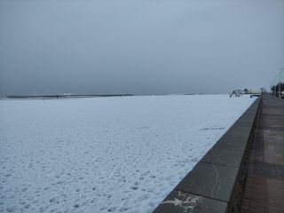 Chutes de neige : images d'un week-end en blanc de Madrid à Marseille