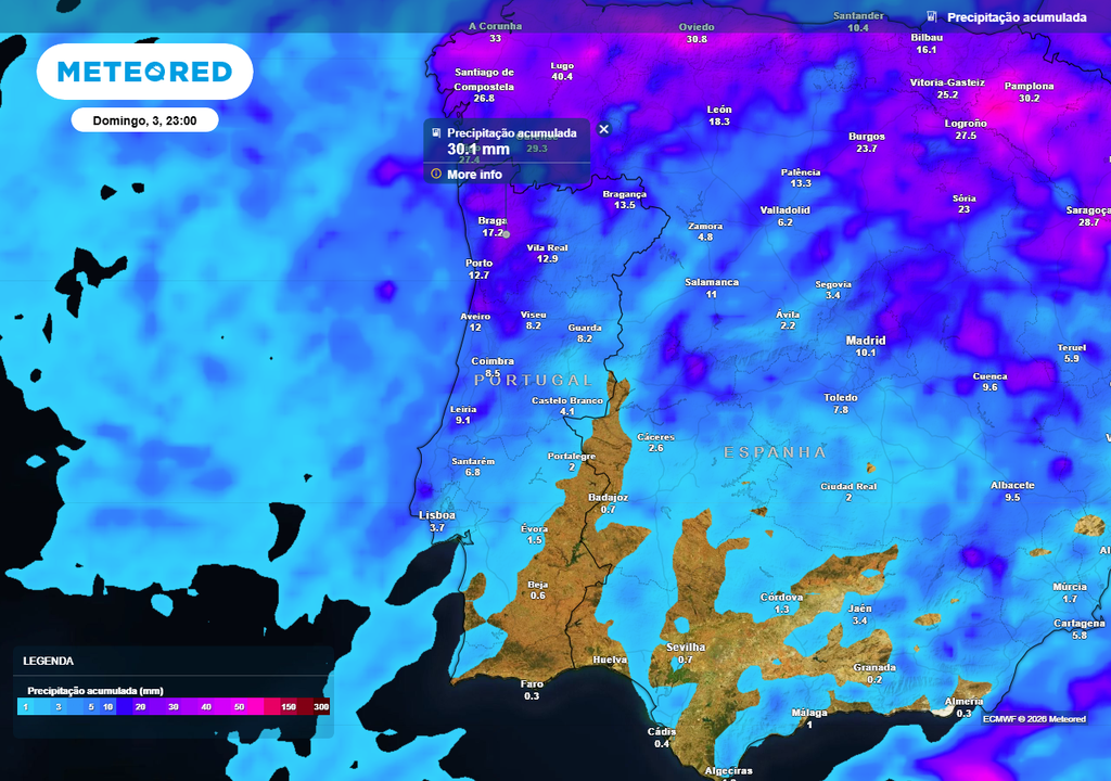 Esta é a previsão da distribuição da chuva acumulada em Portugal continental até às 23:00 de domingo, 3 de maio. A área de baixas pressões, já integrada na circulação do jato polar, favorecerá a presença de ar frio em altitude. Este fator, combinado com o aquecimento diurno à superfície, contribuirá para o aumento da instabilidade atmosférica e para a formação de células convectivas (aguaceiros, por vezes de granizo e potencialmente acompanhados de trovoada).
