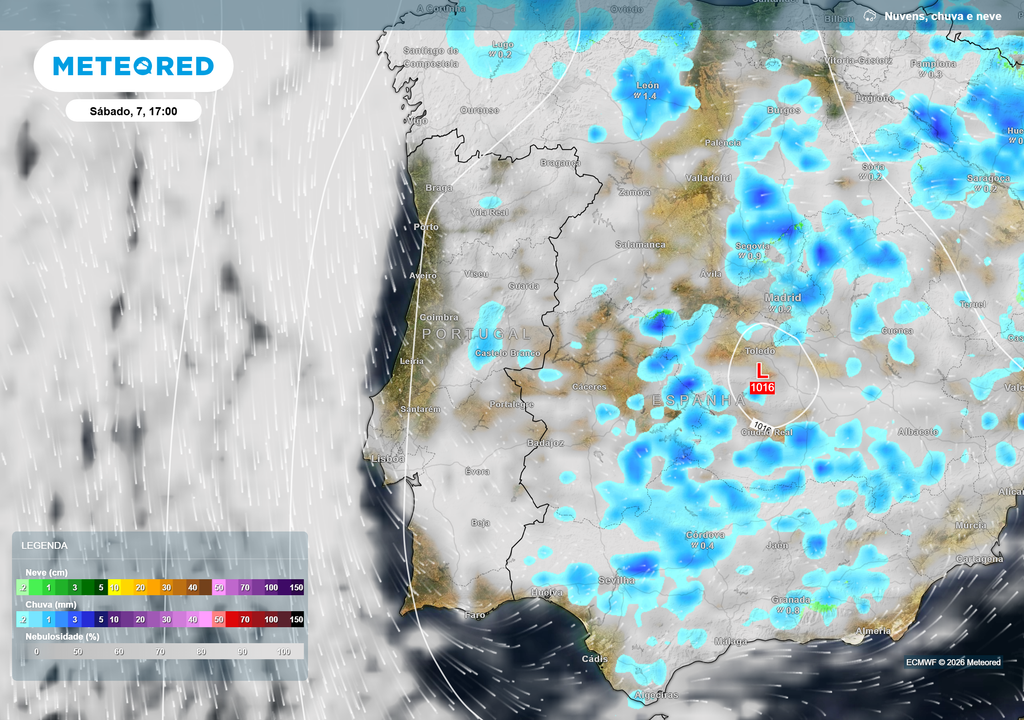 Ao longo do dia de sábado poderão registar-se alguns aguaceiros dispersos na Região Centro, não se descartando a possibilidade de ocorrência de chuva fraca também em alguns pontos do Norte.
