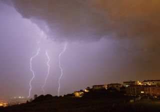 Chuva, trovoada e vento forte: depressão fria isolada em Portugal este fim de semana, saiba as regiões mais afetadas