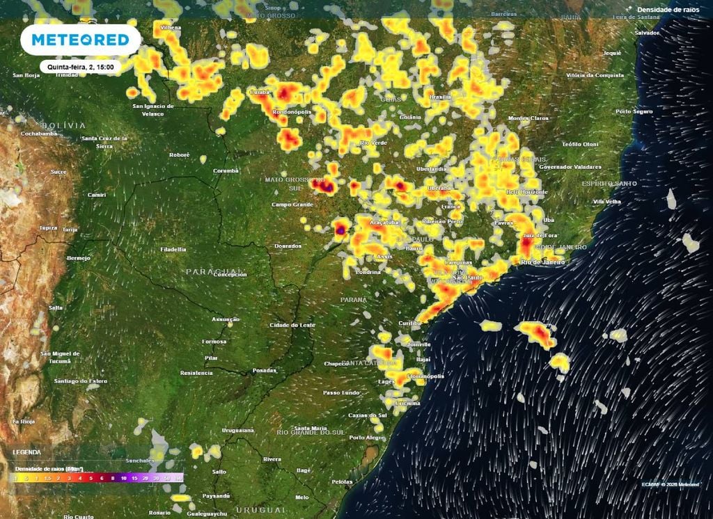 Mapa de densidade de raios sobre o centro-sul do Brasil indicando áreas mais propícias a temporais.