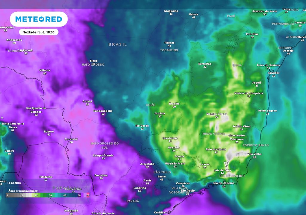 Previsão de água precipitável na sexta-feira à noite.