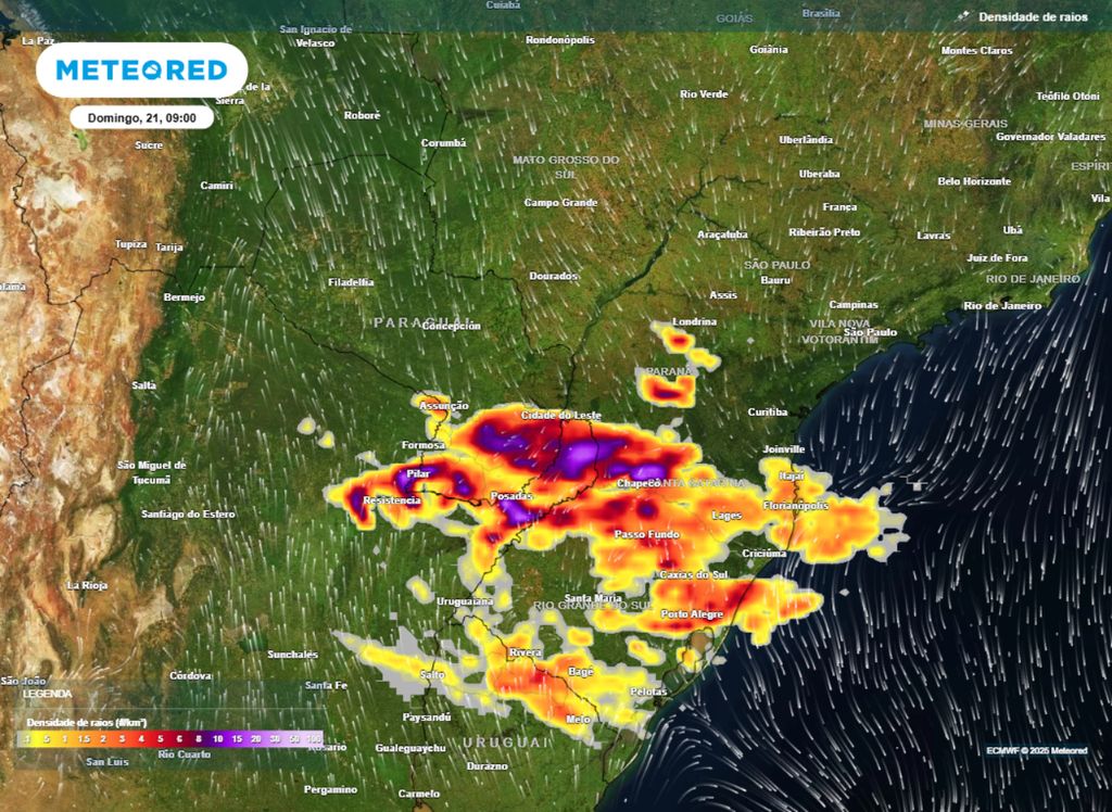 Mapa de raios mostra locais com grande chances para a ocorrência de tempestades. Mapa de raios mostra locais com grande chances para a ocorrência de tempestades.