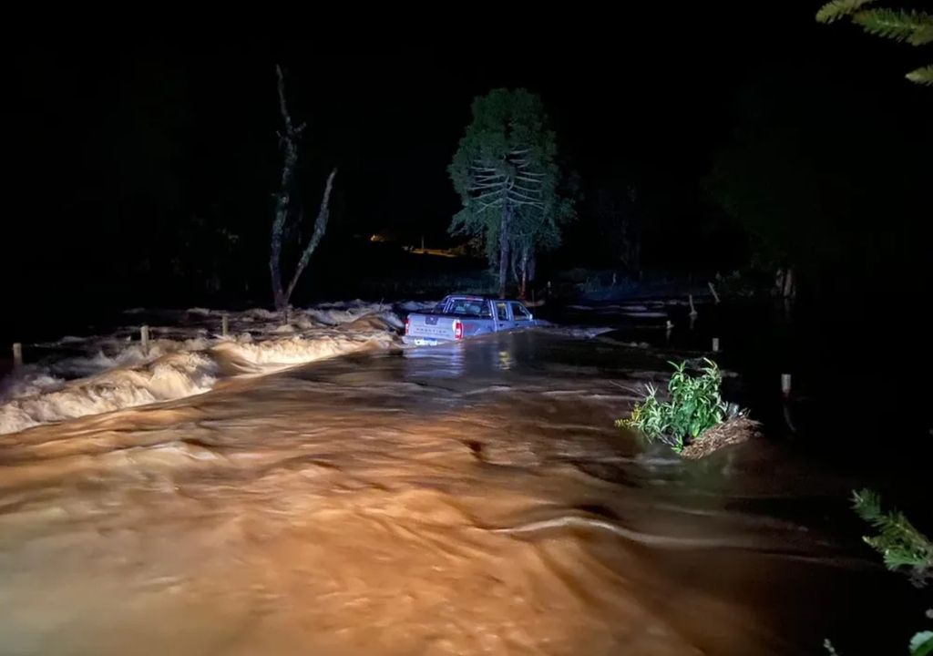 Pontes interditadas Pontes interditadas