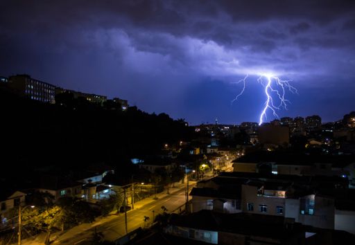 Chuvas intensas e tempestades trazem alertas generalizados ao Brasil nesta quinta, 5; confira