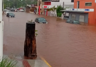 Chuvas intensas elevam risco de novas inunda&ccedil;&otilde;es no RS; SC e PR seguem em alerta at&eacute; domingo, 28