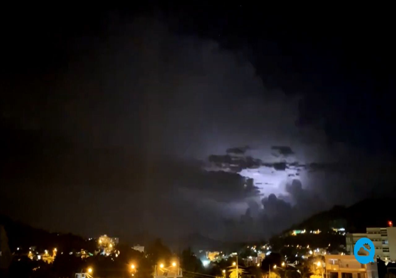 Vídeo Ciclón produce severas tormentas eléctricas al sur de Brasil