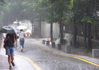 Ciclón Kay se fortalecerá a huracán, amenazando costas mexicanas