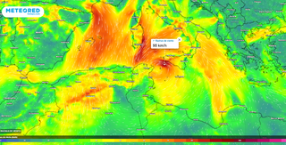 Posible ciclón mediterráneo con características tropicales: rachas previstas del orden de 100 km/h
