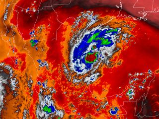 Ciclón tropical se acerca a Tamaulipas y Nuevo León