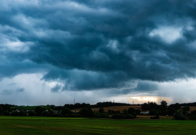 Ciclone afeta o Brasil j&aacute; nesta sexta, 30; estas s&atilde;o as &aacute;reas em risco