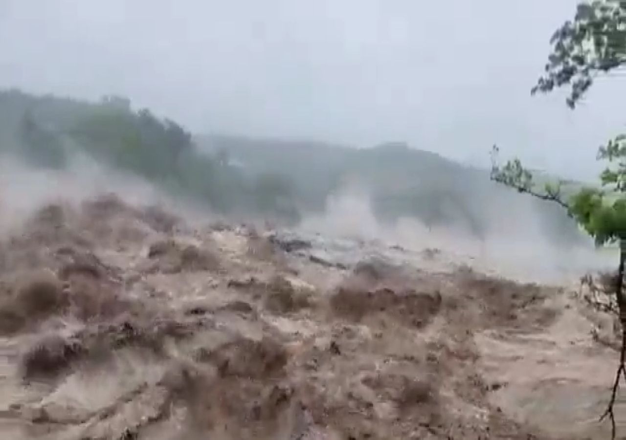 Cyclone Ana: images of destruction in Mozambique and Malawi