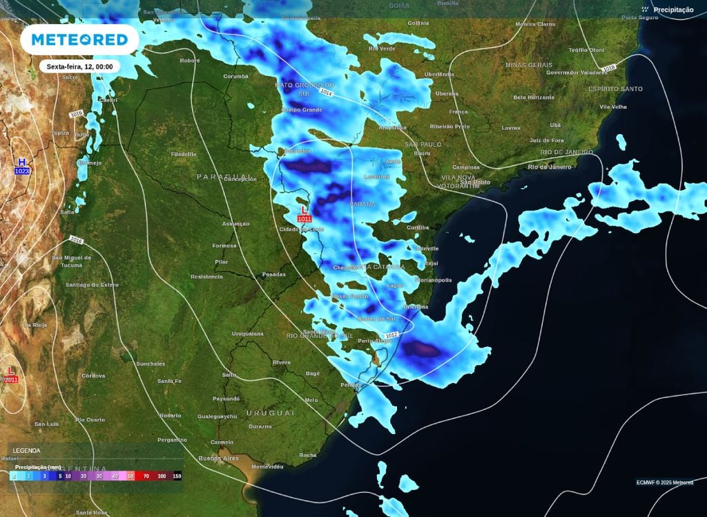 Mapa de precipitação e pressão a nível médio do mar. Previsão de chuva e pressão a nível médio do mar para sexta-feira (12).