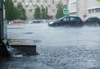 Ciclone e frente fria ainda v&atilde;o provocar risco de chuva forte em SP; veja o alerta