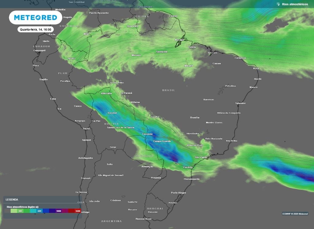 Canal de umidade organizado por presença de cavado atmosférico sobre áreas do Sudeste do Brasil na tarde desta quarta-feira (14).