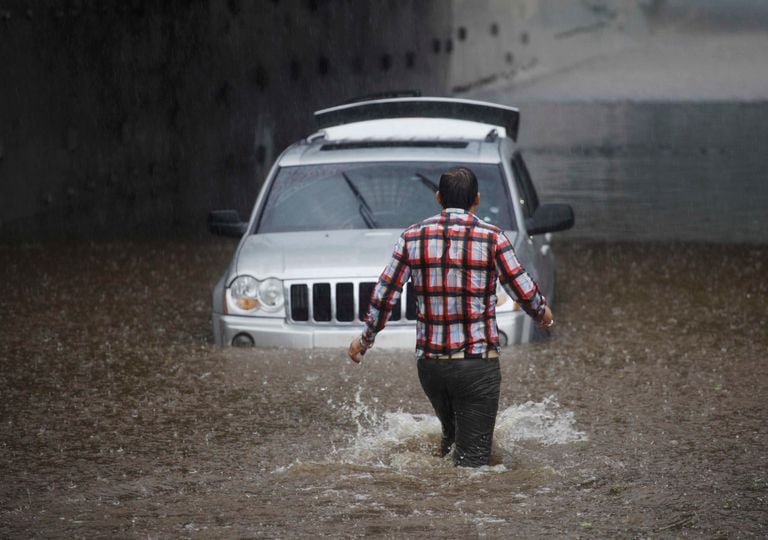 Ciclone extratropical se forma no fim desta semana: sistema afeta 5 estados; confira