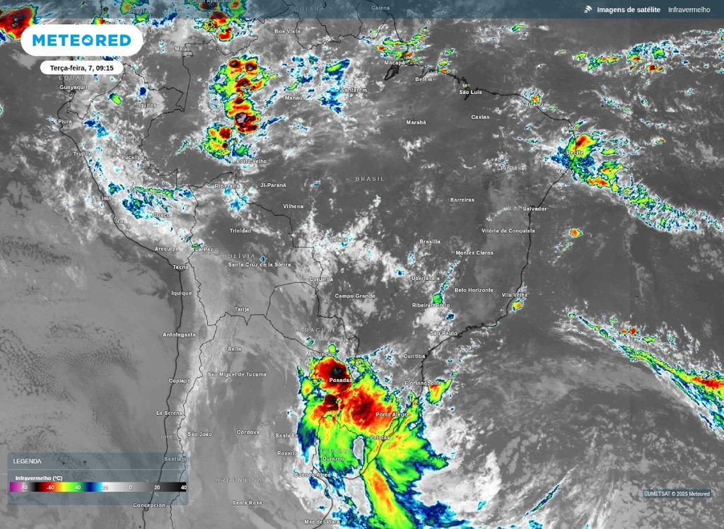 Imagens de satélite do canal infravermelho (10.3 µm) desta manhã de terça-feira (7).
