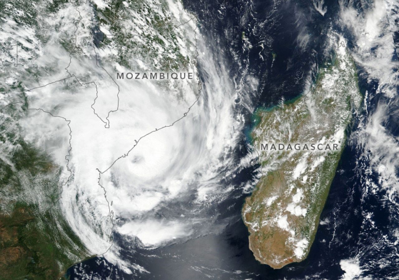 Ciclone tropical Eloise devasta Moçambique