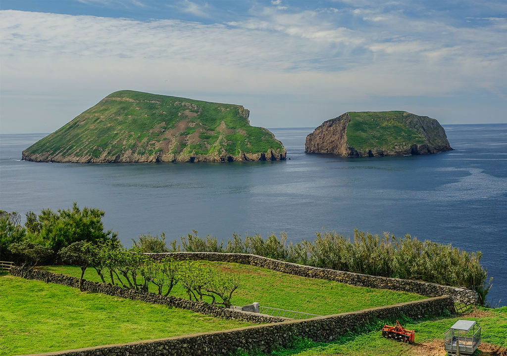 El fenómeno se está produciendo al norte de Terceira, en Madeira.