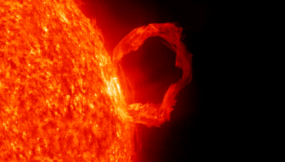 Científicos proponen escudo de plasma artificial para proteger la Tierra de tormentas solares extremas