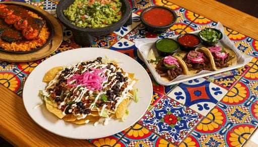 &iquest;Antojo de tacos? Cinco restaurantes donde disfrutar aut&eacute;nticos sabores mexicanos en Santiago