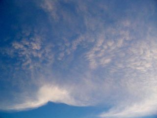 Cirrus Fibratus Mamma