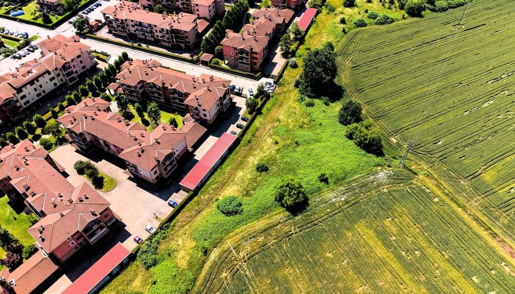 Terreni agricoli periurbani
