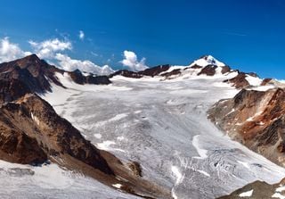 Clima, ghiacciai alpini in forte sofferenza