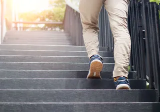 Se ha demostrado que subir cinco tramos de escaleras reduce el riesgo cardiovascular en un 20%