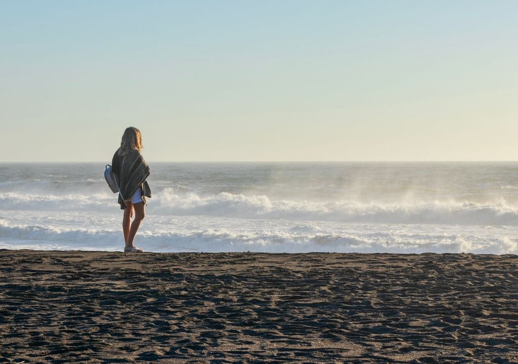 Cobquecura es uno de los mejores destinos para practicar surf en el centro-sur de Chile.