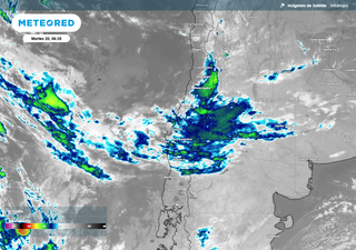 'Cóctel meteorológico' para Santiago y la RM: lluvias, altas temperaturas y mala calidad del aire en los próximos días
