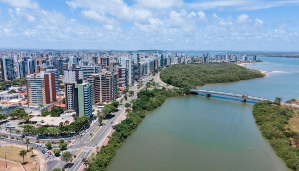 Aracaju Esta capital nordestina tem praias extensas e calmas e uma excelente qualidade de vida. Crédito: Governo de Sergipe.