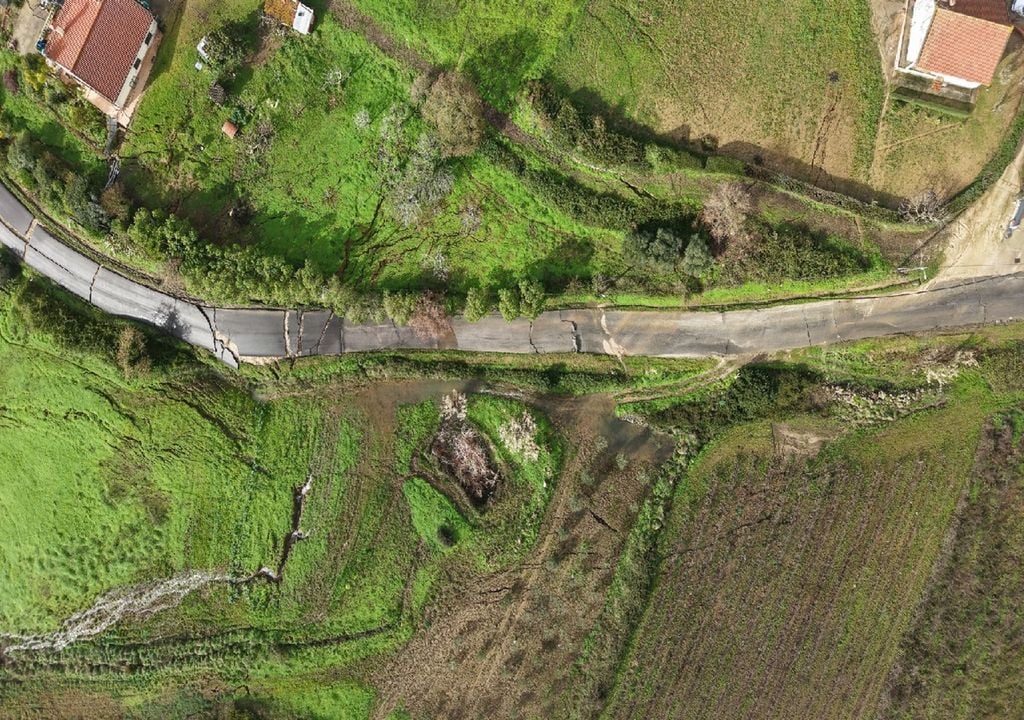 Arruda dos Vinhos tem 18 estradas intransitáveis e a ligação com o exterior apenas é possível através da Nacional 248-3. Foto: Município de Arruda dos Vinhos