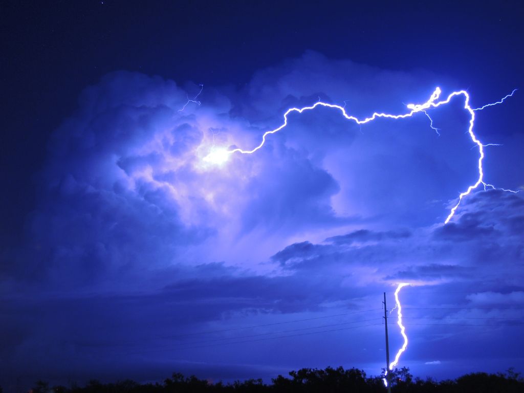 tormentas electricas, potencial, cargas, trueno, ruido tormentas electricas, potencial, cargas, trueno, ruido